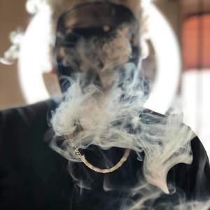 Meet your Posher, Cesar